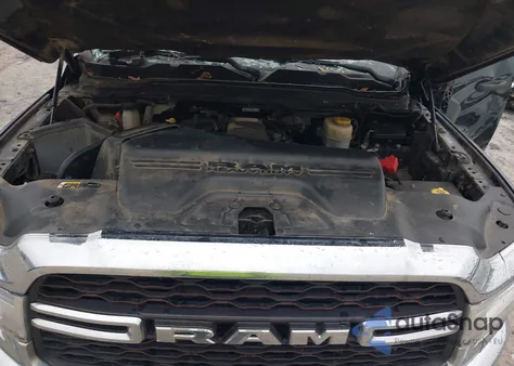 2019 Ram 2500 Tradesman 4X4 6'4 Box из США, поврежденный, VIN 3C6UR5CL4KG557431